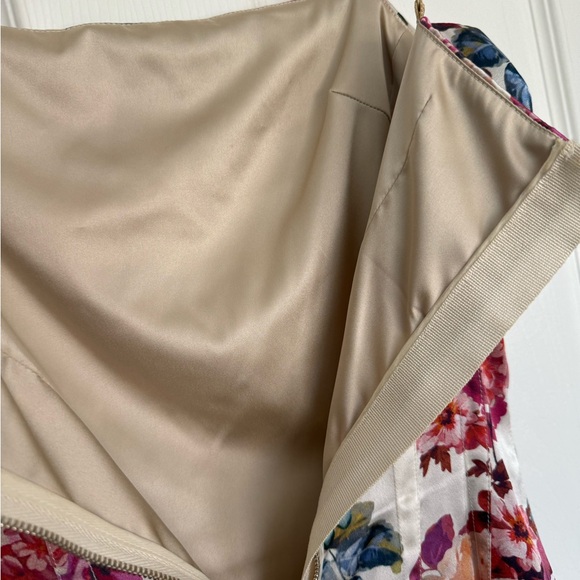 Dolce & Gabbana Silk Floral Dress , sz 38 - Picture 5 of 7